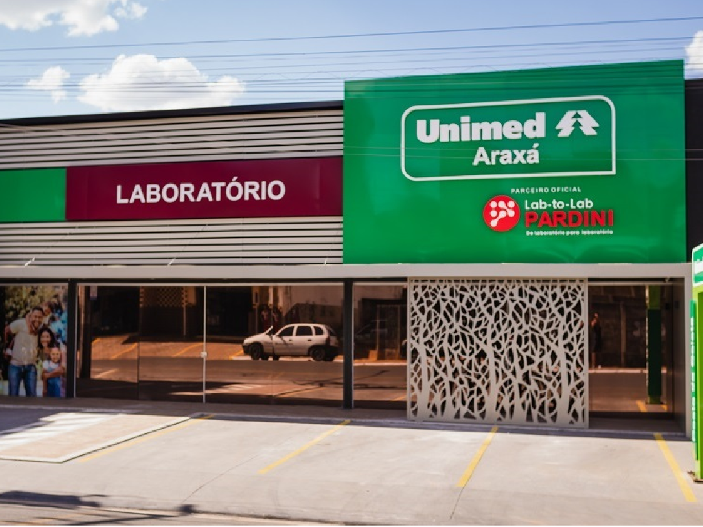 Unimed Araxá amplia acesso a exames com novo laboratório