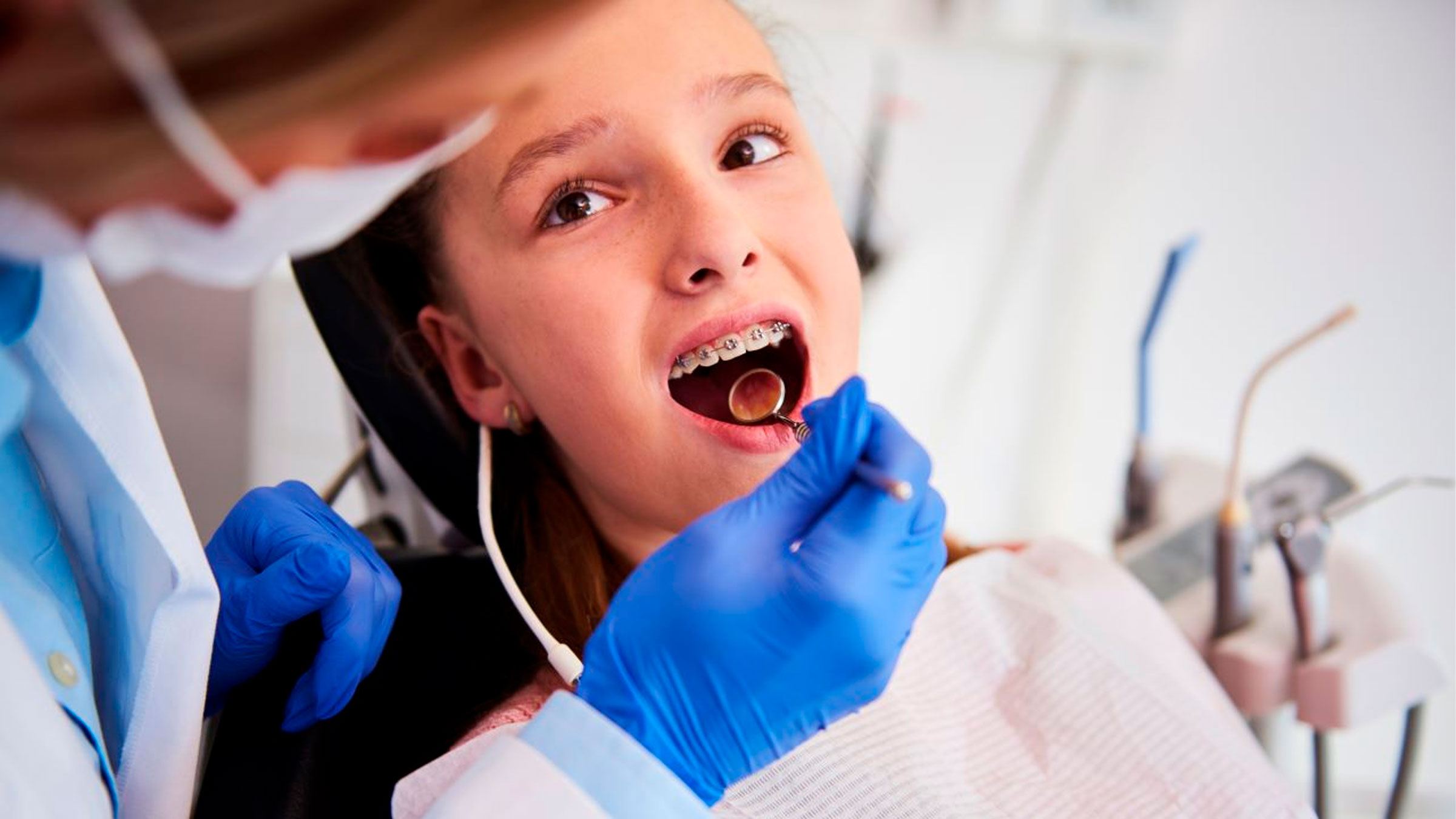 Uso de serviços preventivos odontológicos cai no Brasil mesmo com expansão da cobertura